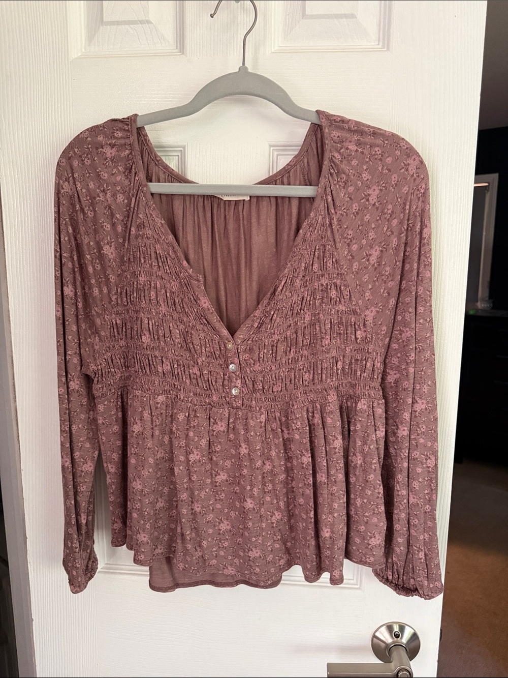 Lucky Brand Dusty Rose Floral Smocked V-Neck Peplum Blouse